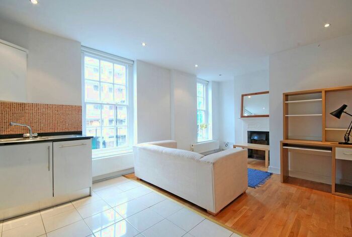2 Bedroom Flat To Rent In Lever Street, Old Street, London, EC1V