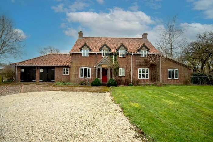 4 Bedroom Detached House For Sale In Garvestone, NR9