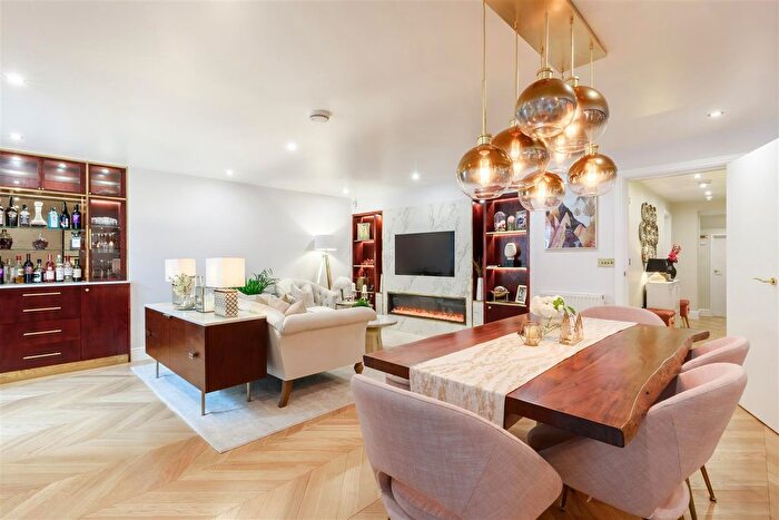 2 Bedroom Flat For Sale In Shirland Road, Maida Vale, W9