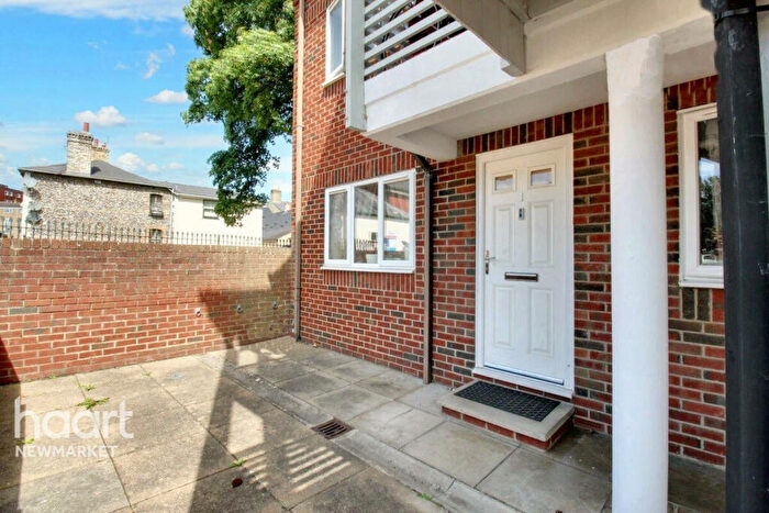 2 Bedroom Flat For Sale In Church Lane, Newmarket, CB8