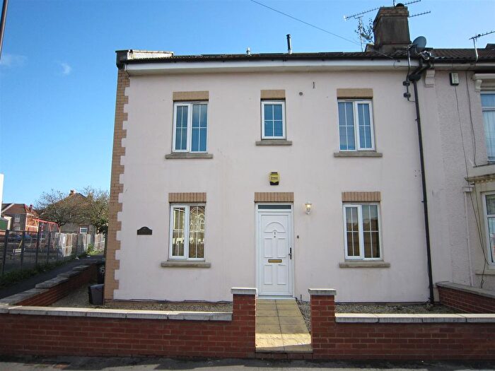 1 Bedroom Flat To Rent In Brook Street, Redfield, Bristol, BS5