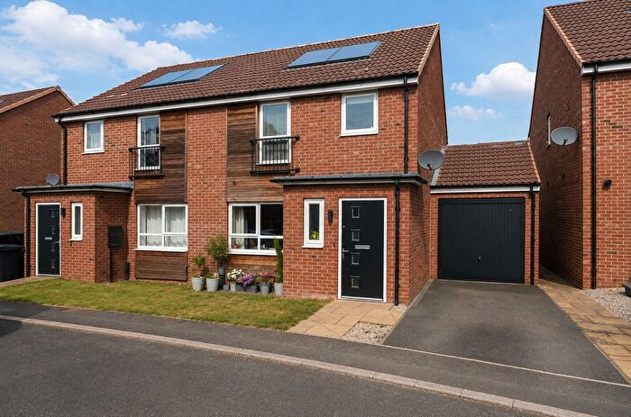 3 Bedroom Semi Detached House For Sale In Turner Close, York, YO31