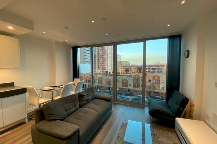 1 Bedroom Flat To Rent In Chaucer Gardens, London, E1