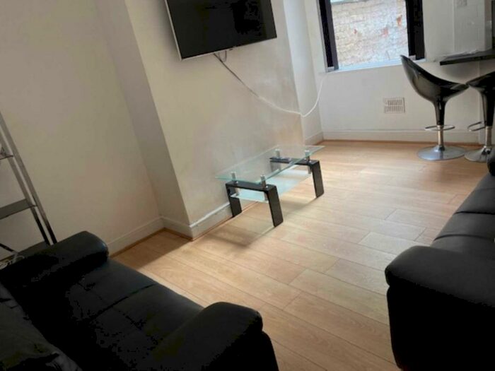 3 Bedroom Terraced House To Rent In Westbourne Road, Fallowfield, M14