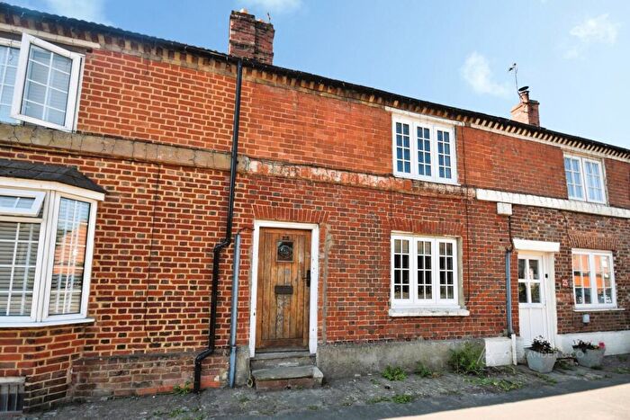 1 Bedroom Terraced House To Rent In High Street, Whitchurch, Aylesbury, HP22