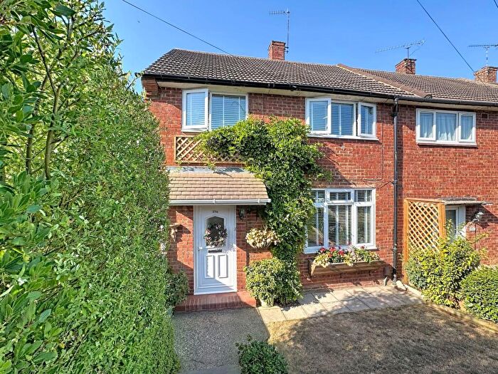 3 Bedroom End Of Terrace House For Sale In Amherst Drive, Orpington, BR5
