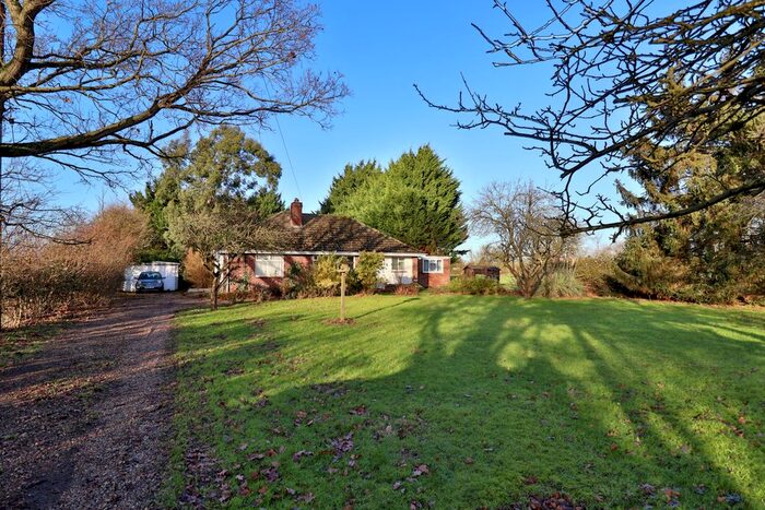 3 Bedroom Detached Bungalow For Sale In Ipswich Road, Pulham Market, Diss, IP21