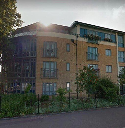 2 Bedroom Apartment To Rent In Gale Street, Dagenham, RM9