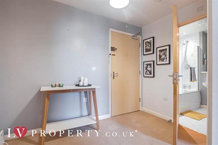 1 Bedroom Apartment For Sale In Granville Street, Birmingham, B1