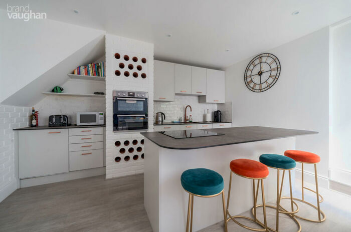 3 Bedroom House To Rent In Little Western Street, Hove, East Sussex, BN3