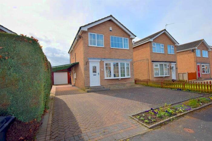 3 Bedroom Detached House For Sale In Ryedale Close, Norton, Malton, YO17