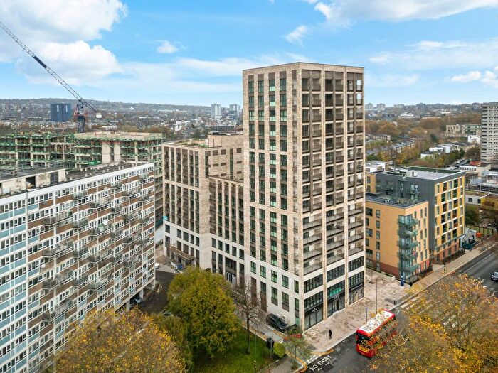 1 Bedroom Flat To Rent In Orwell House, North West Quarter, Carlton Vale, NW6