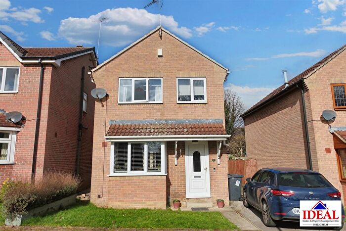 3 Bedroom Detached House For Sale In Clarks Court, Adwick-Le-Street, Doncaster, DN6