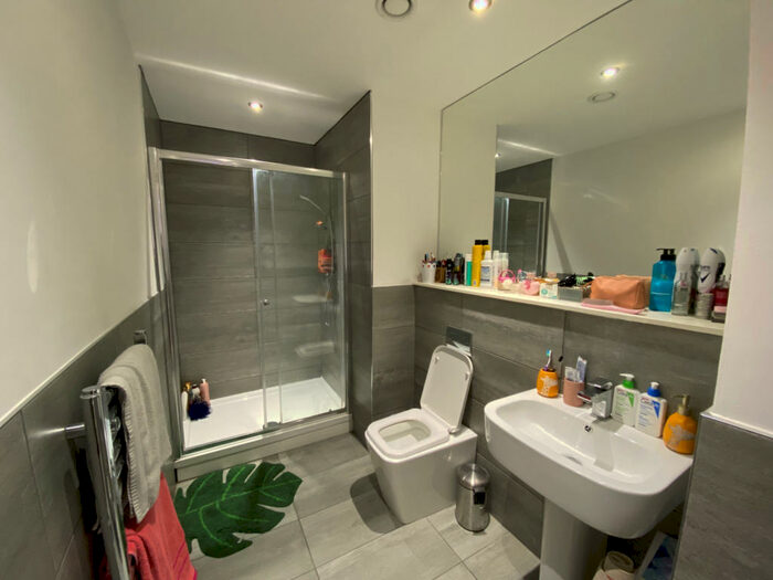 Apartment To Rent In Henry Street, Sheffield, South Yorkshire, S3