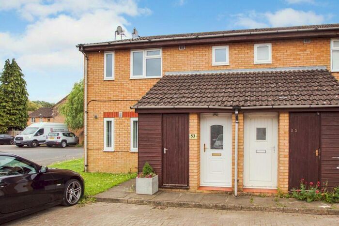 1 Bedroom Maisonette To Rent In Bader Gardens, SL1