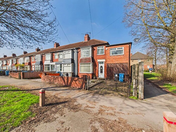 4 Bedroom End Of Terrace House For Sale In James Reckitt Avenue, Hull, East Riding Of Yorkshire, HU8