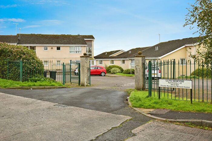 1 Bedroom Flat For Sale In Tir Einon, Llanelli, Carmarthenshire, SA14