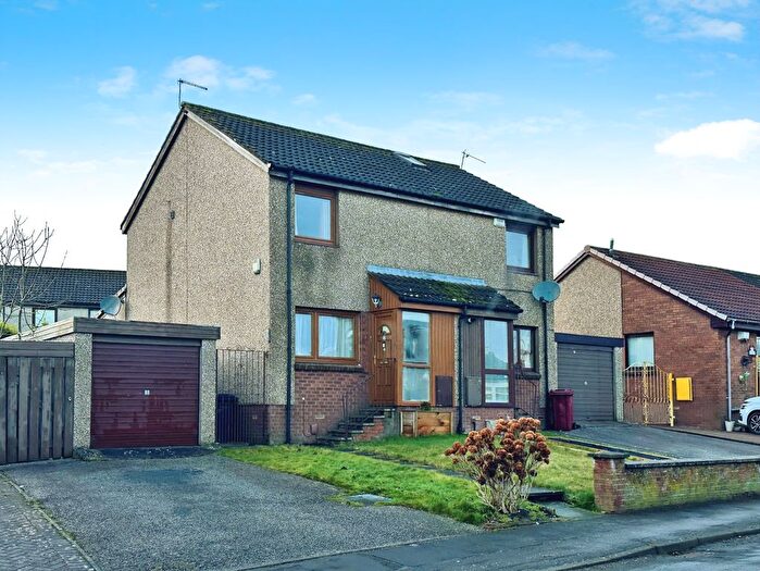 2 Bedroom Semi Detached House To Rent In Rennell Road, Dundee, DD4