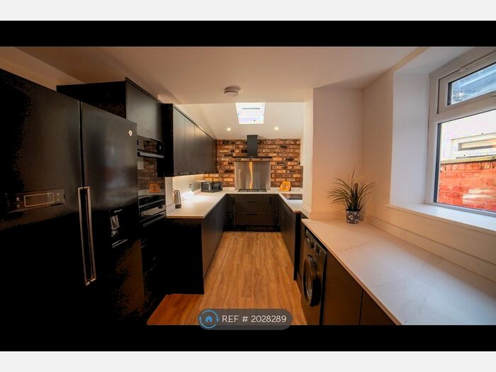 6 Bedroom Terraced House To Rent In Albert Edward Road, Liverpool, L7