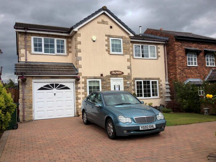 4 Bedroom Semi-Detached House For Sale In Holmeswood Road, Rufford, Ormskirk, L40
