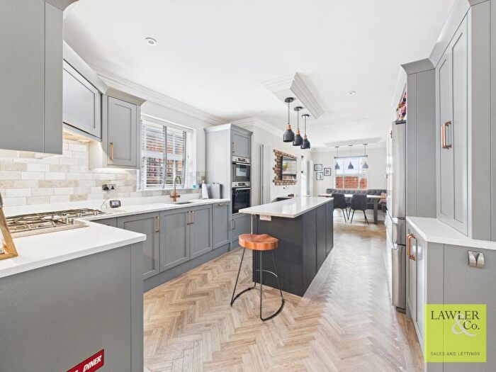 5 Bedroom Detached House For Sale In The Laurels, High Lane, Stockport, Cheshire, SK6