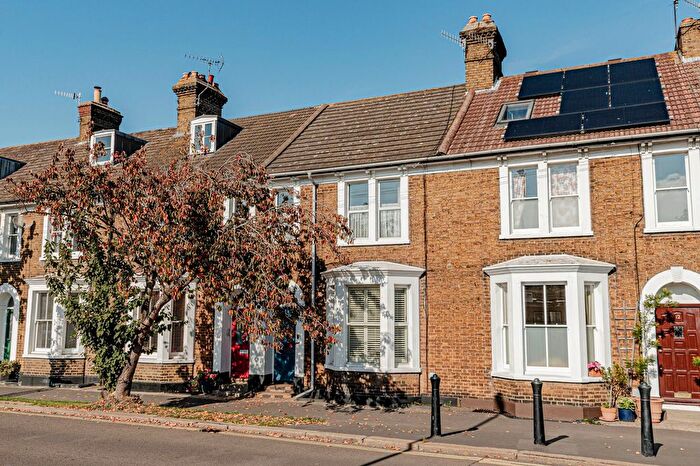 3 Bedroom Property For Sale In Station Road, Faversham, ME13
