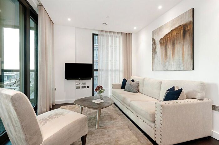 3 Bedroom Flat To Rent In Thornes House, Charles Clowes Walk, London, SW11