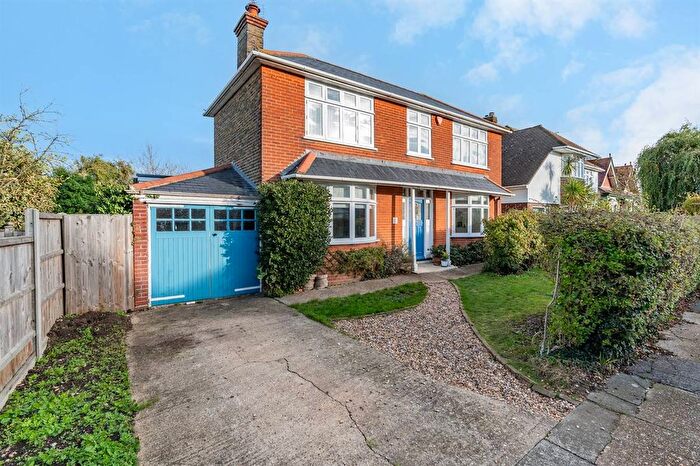 4 Bedroom Detached House For Sale In Gloucester Road, Whitstable, CT5