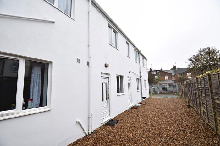1 Bedroom Flat To Rent In - Frederick Street, Luton, Bedfordshire, LU2