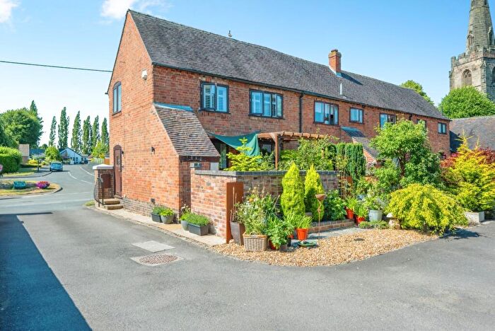 2 Bedroom End Of Terrace House For Sale In Main Road, Newton Regis, Tamworth, Warwickshire, B79