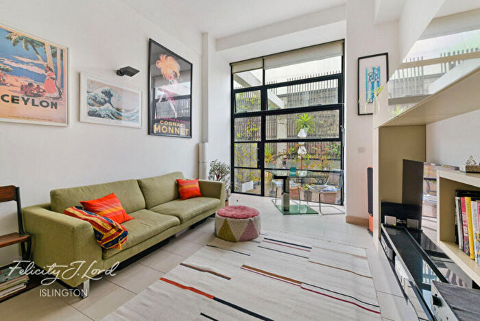 2 Bedroom Apartment For Sale In Citygate House, N1 - Photo 7