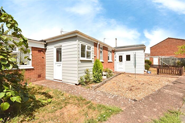 1 Bedroom Bungalow For Sale In Bramley Avenue, Exeter, Devon, EX1
