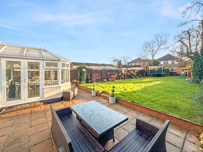 5 Bedroom Detached House For Sale In Tile Kiln Lane, Bexley, Kent, DA5