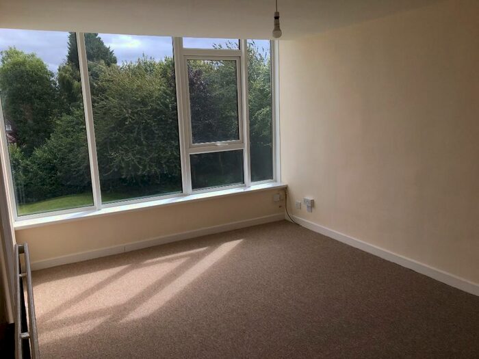 1 Bedroom Flat To Rent In Browns Green, Birmingham, B20