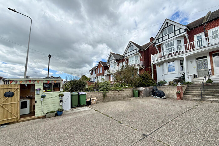 6 Bedroom Semi Detached House For Sale In Seabrook Road, Hythe, Kent, CT21