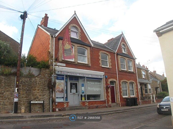 2 Bedroom Flat To Rent In Bristol House, Ilminster, TA19