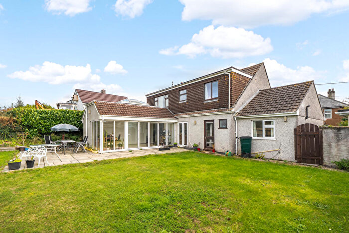 3 Bedroom Bungalow For Sale In Bowden Hill, Yealmpton, PL8
