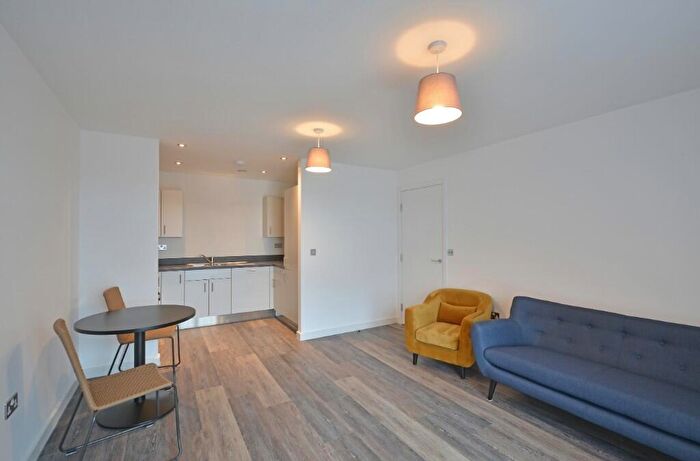 1 Bedroom Apartment To Rent In Pershore Street, Birmingham, B5