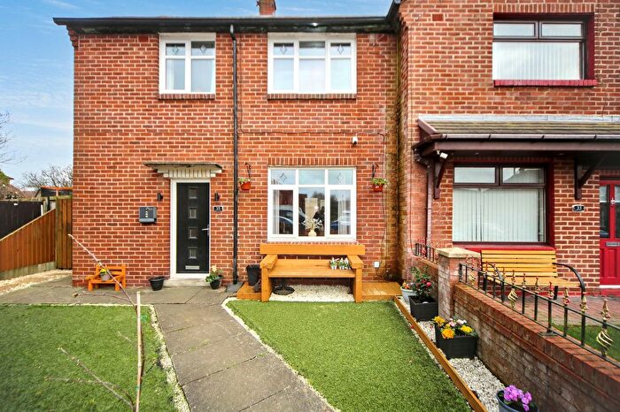 3 Bedroom End Of Terrace House For Sale In Burns Close, Wigan, WN3