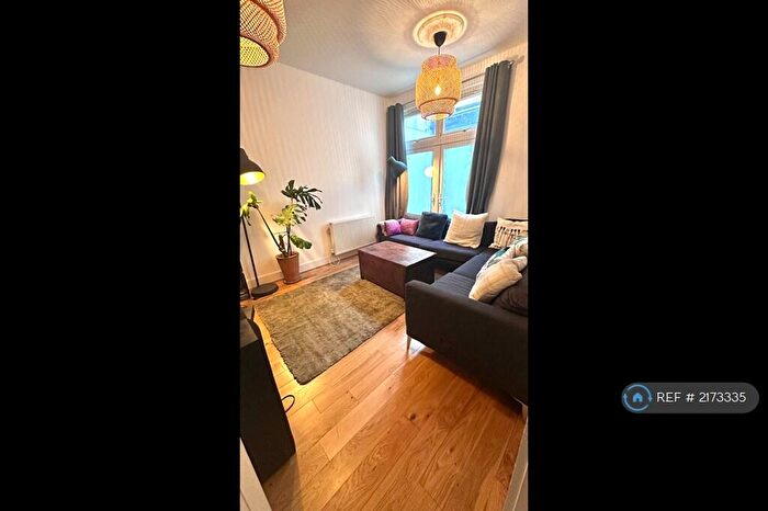 4 Bedroom Terraced House To Rent In London, London, N22