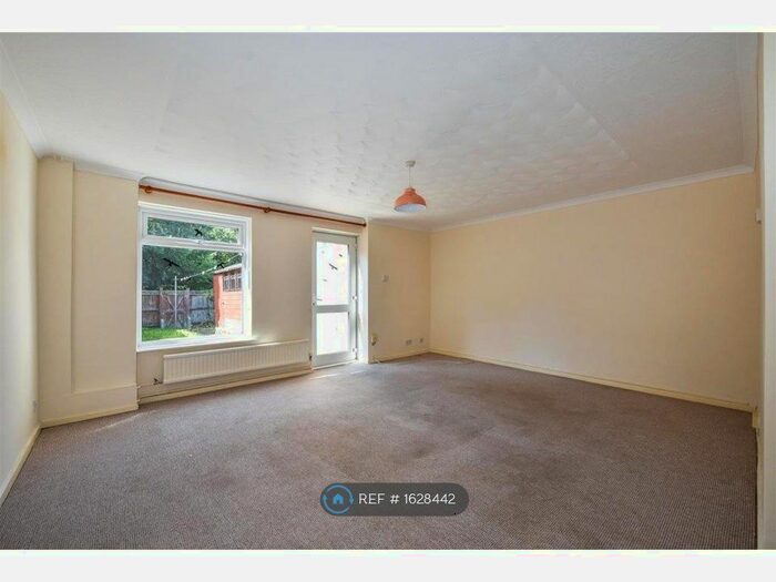 3 Bedroom Terraced House To Rent In Galahad Close, Andover, SP10