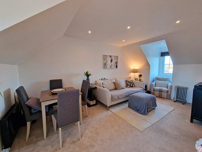1 Bedroom Apartment For Sale In Cherry Orchard, Southminster, Essex, CM0