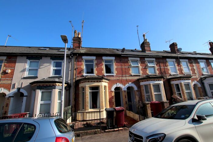 3 Bedroom Terraced House To Rent In Donnington Road, Reading, RG1