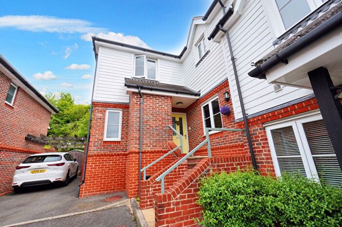 3 Bedroom Property For Sale In Apple Tree Close, High Wycombe, HP13