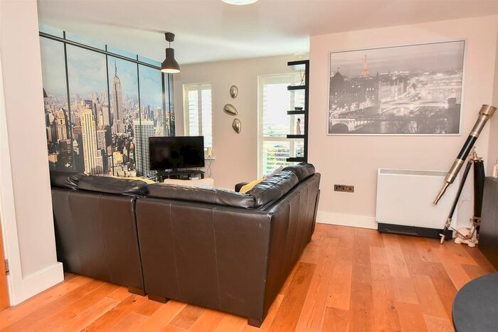 2 Bedroom Flat To Rent In St. Maurices Court, York, YO31