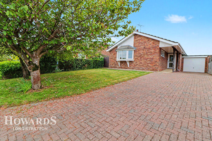 3 Bedroom Bungalow For Sale In Station Road, Pulham St Mary, IP21