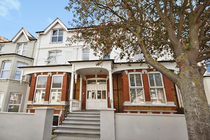 3 Bedroom Flat For Sale In Norfolk Road, Margate, CT9