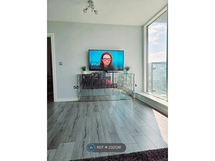 2 Bedroom Flat To Rent In Angel Lane, London, E15