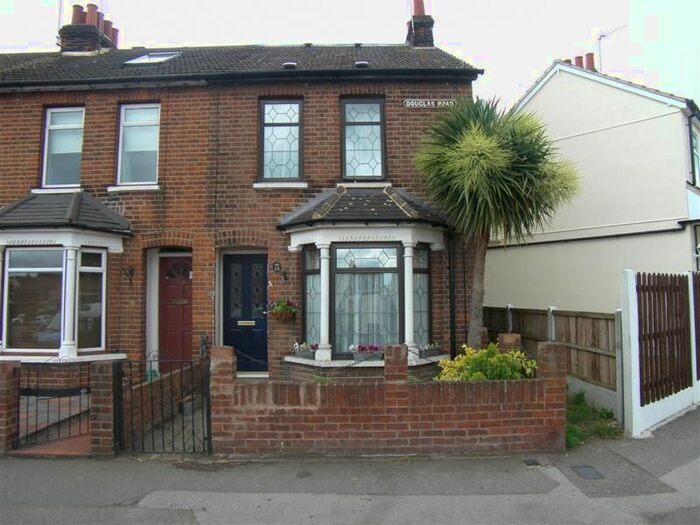 4 Bedroom Semi-Detached House To Rent In Douglas Road, Hornchurch, RM11