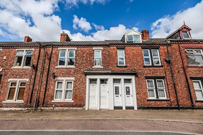 3 Bedroom Flat To Rent In Dacre Street, South Shields, NE33